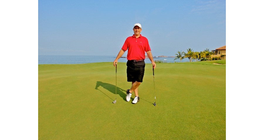Jeff Wallach on a coastal course in Mexico